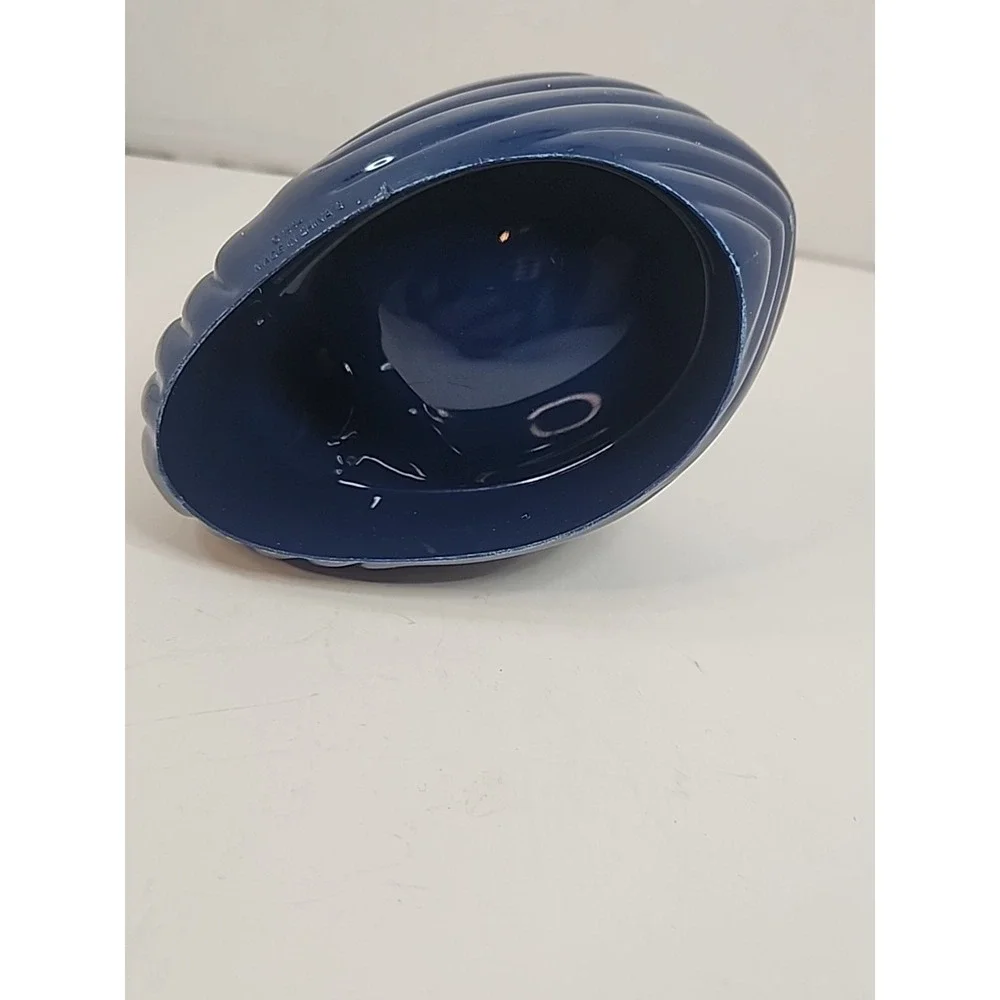 Vintage '94 Retro Acrylic Cobalt Blue Swan Shaped Soap Dish 5.5